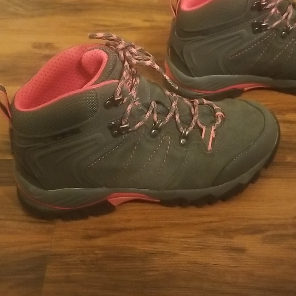 Clorts Women's Mid Hiking Boot Hiker Leather Water